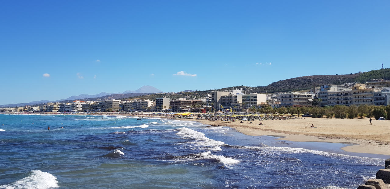 Rethymno Beach direkt am Stadtrand von Rethymno