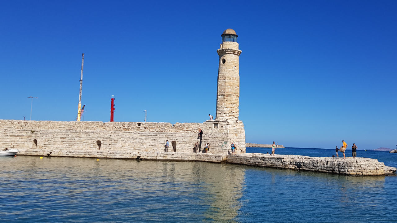 Der Leuchtturm von Rethymno direkt am Hafen