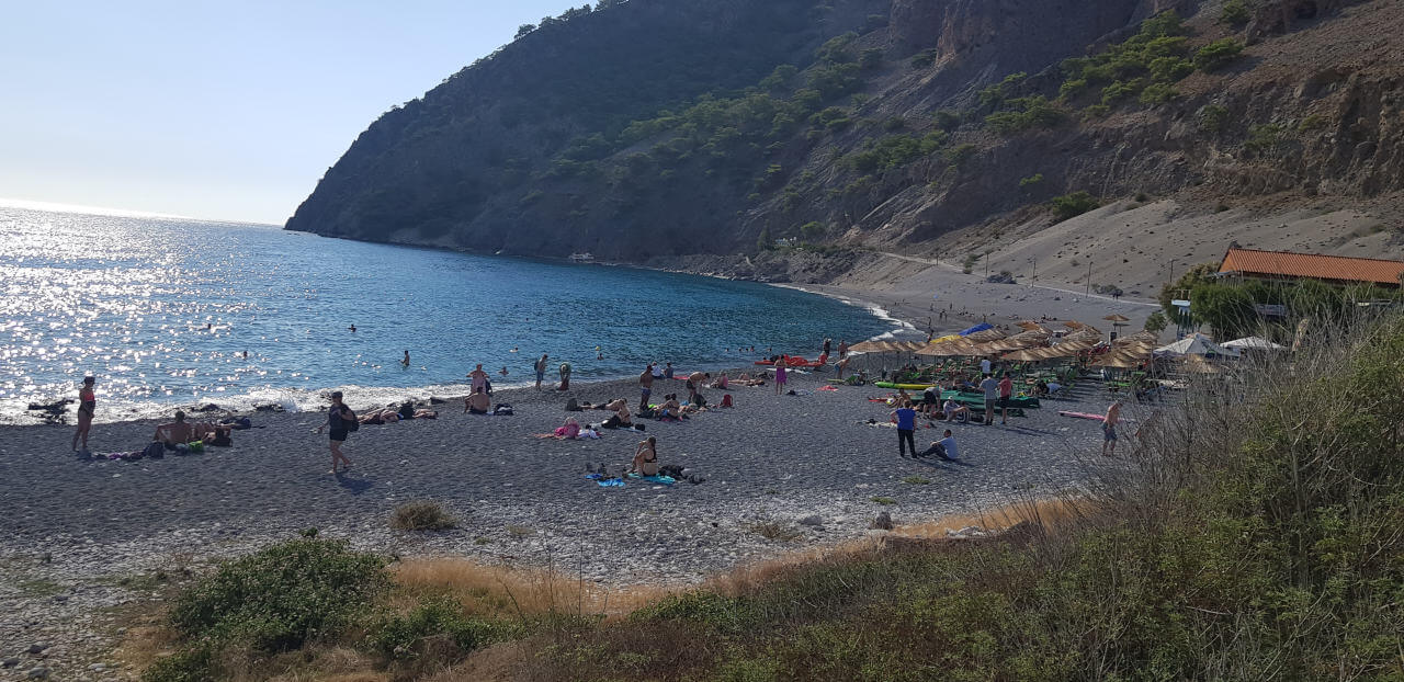 In Agia Roumeli wartet ein Strand für eine kühle Erfrischung nach der harten Wanderung