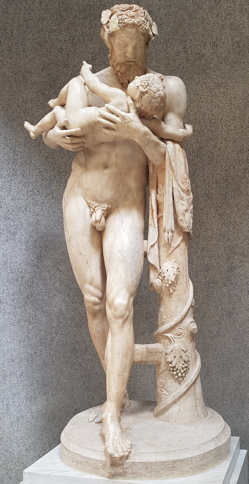 Silenos mit dem Kind Dionysos in den Vatikanische Museen