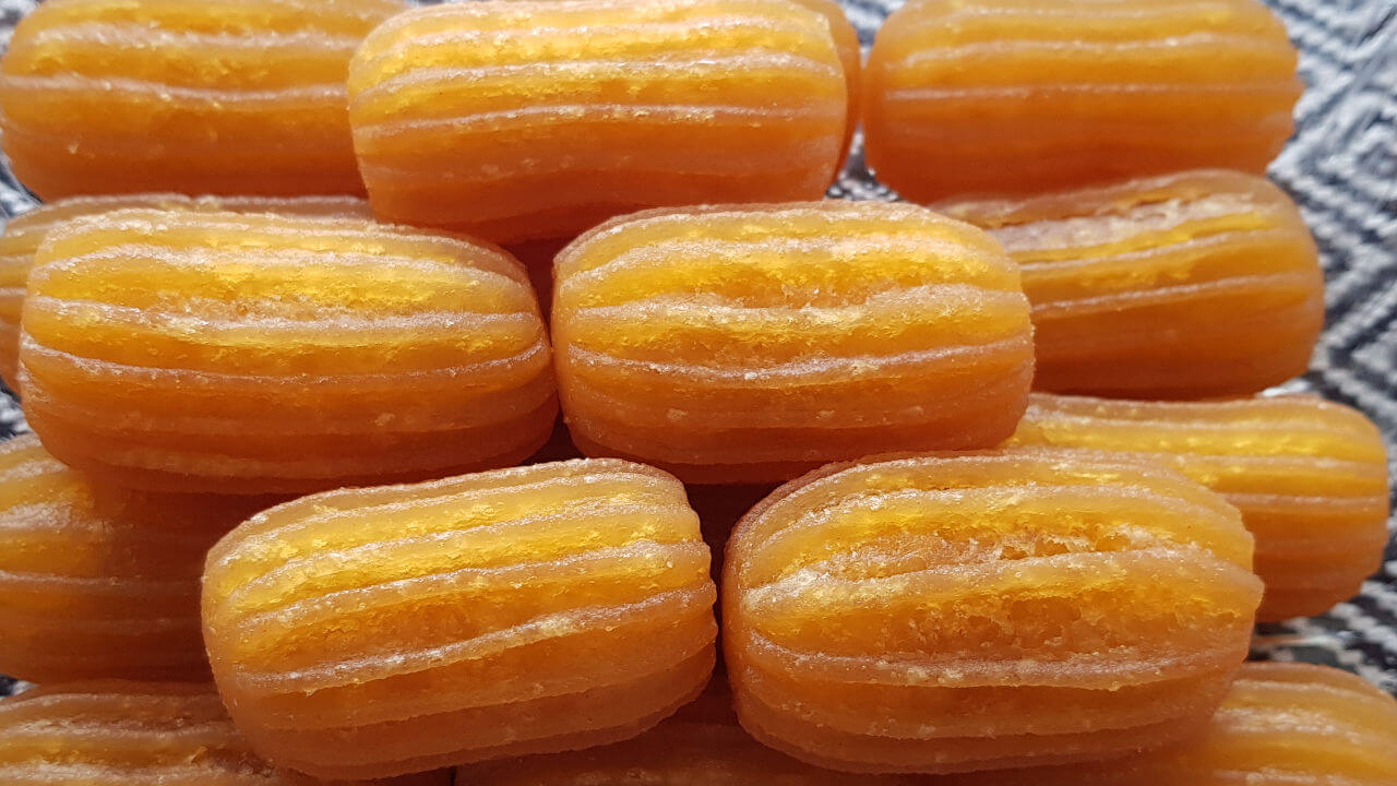 Touloumpakia kann man selber machen oder manchmal auch im Supermark kaufen - Schmecken tuen sie immer!