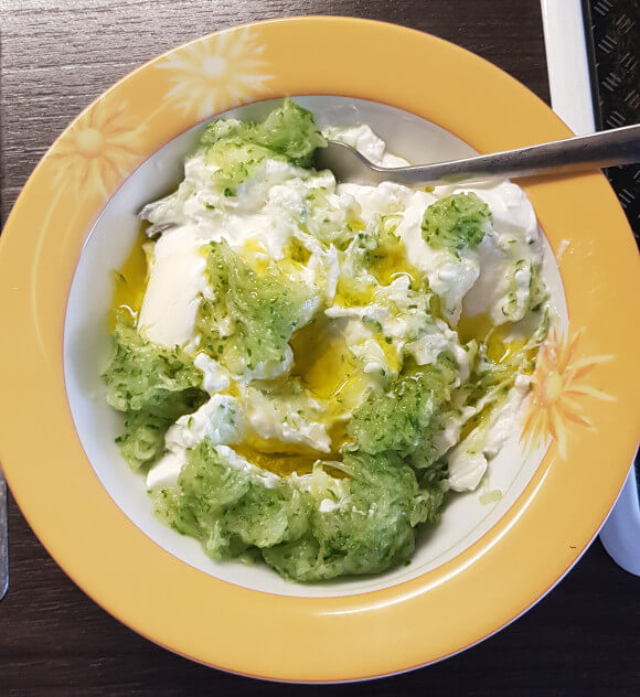 Zubereitung des Tzatziki Rezept